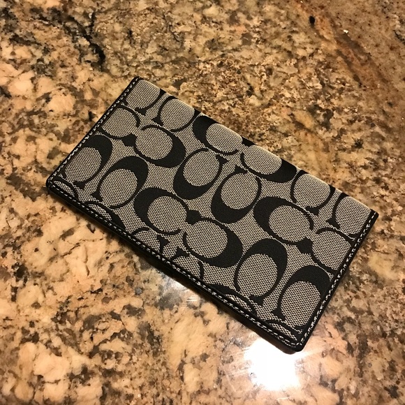 💯 Authentic Coach Check cover - Picture 1 of 3